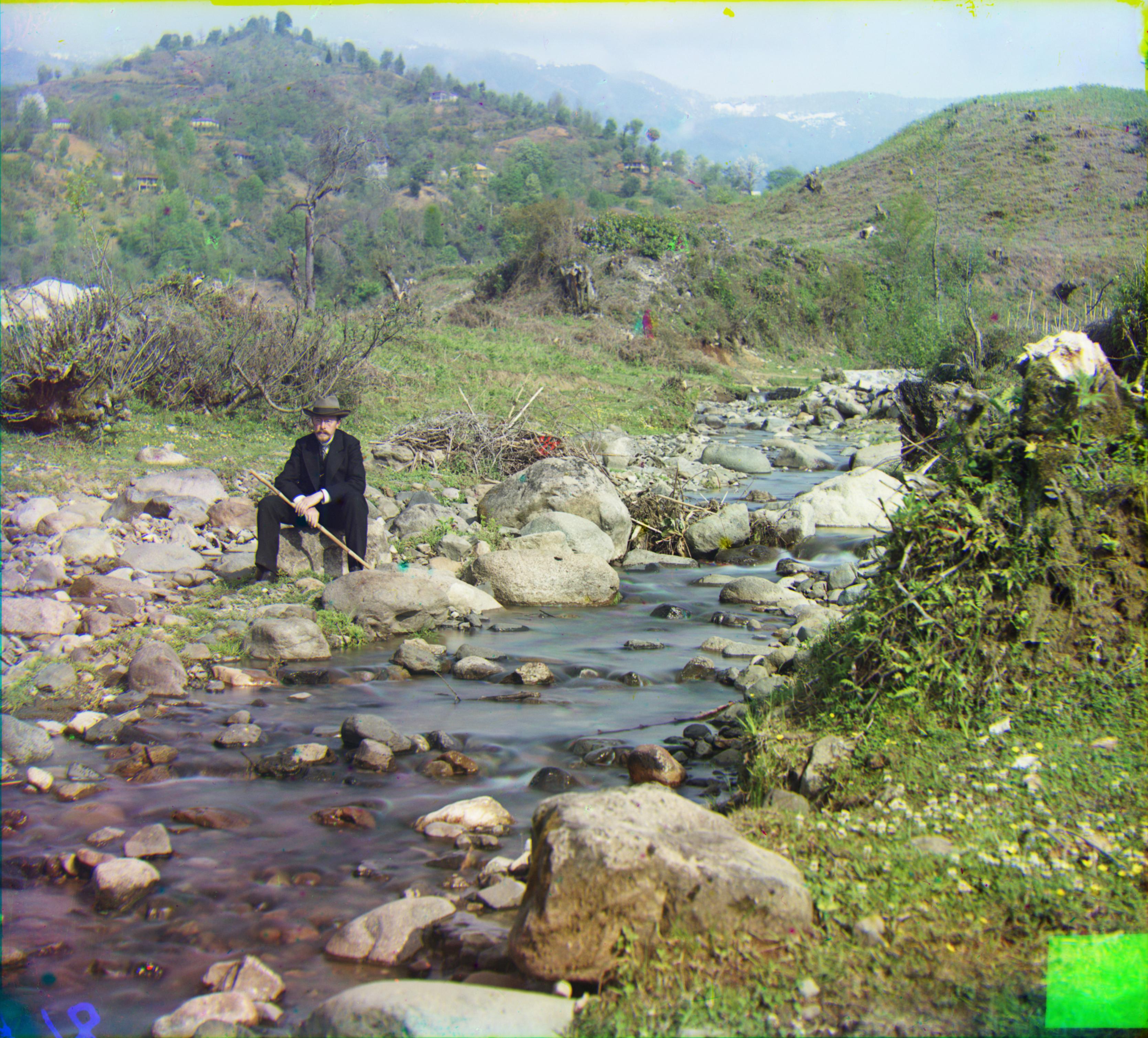input: `self_portrait.tif`, green: (78, 29), red: (176, 37)