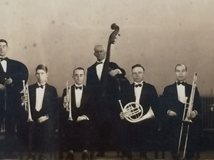 Carl Hoch & His Concert Orchestra