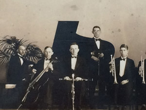 Carl Hoch & His Concert Orchestra