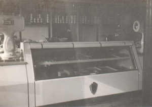 Stephen Gabuzda new meat counter 1940