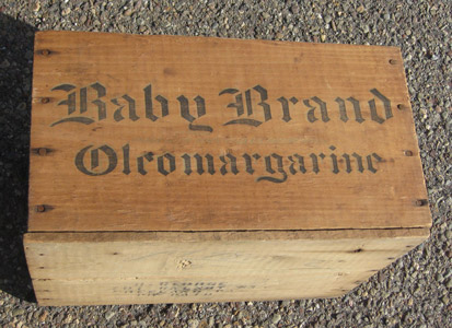 Henry George wooden box