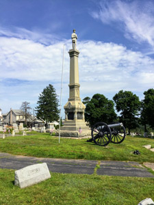 Soldiers Monument and cannon, Freeland Cemetery