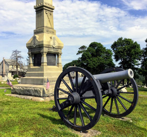 Cannon and Soldiers Monument, Freeland Cemetery