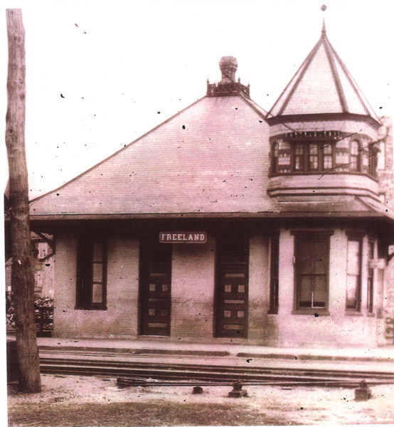 Freeland LVRR depot