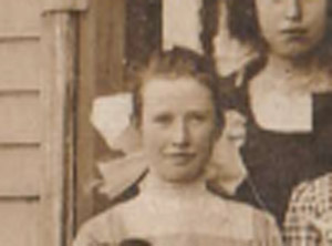 Possibly Mamie Boyle in 1912, age 13-14