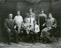 Emri Silvasi family