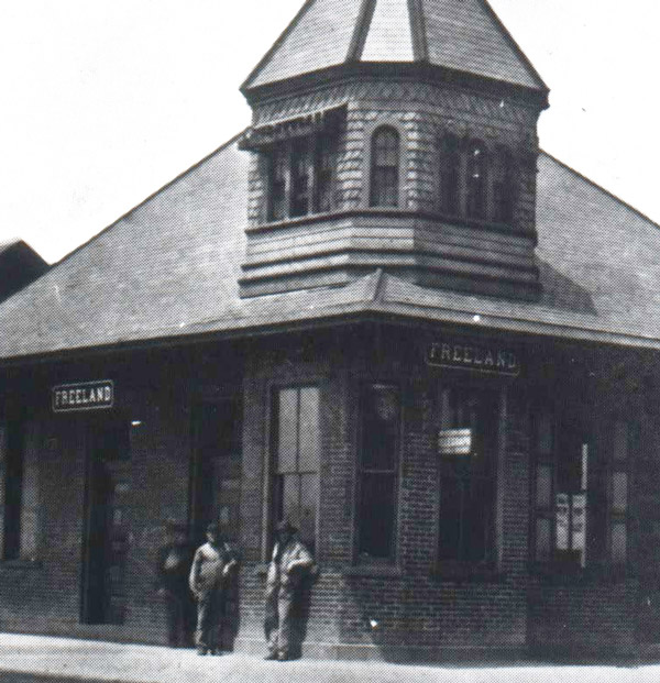 Freeland LVRR depot