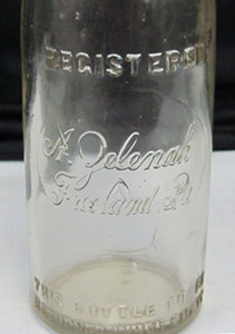 Zelenak bottle