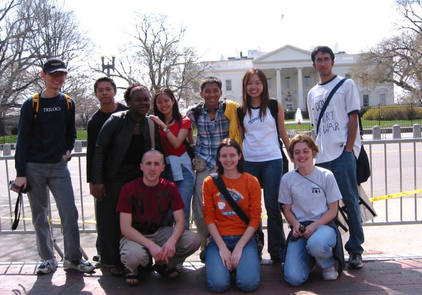 001groupWhiteHouseBack