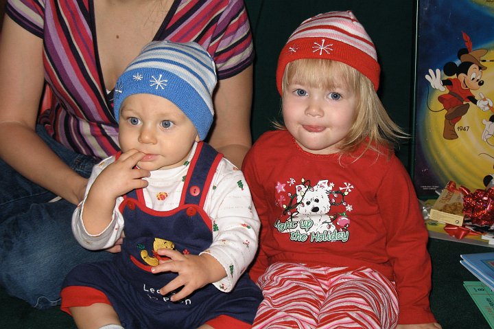 IMG_2870.JPG - Is there anything better than matching hats?